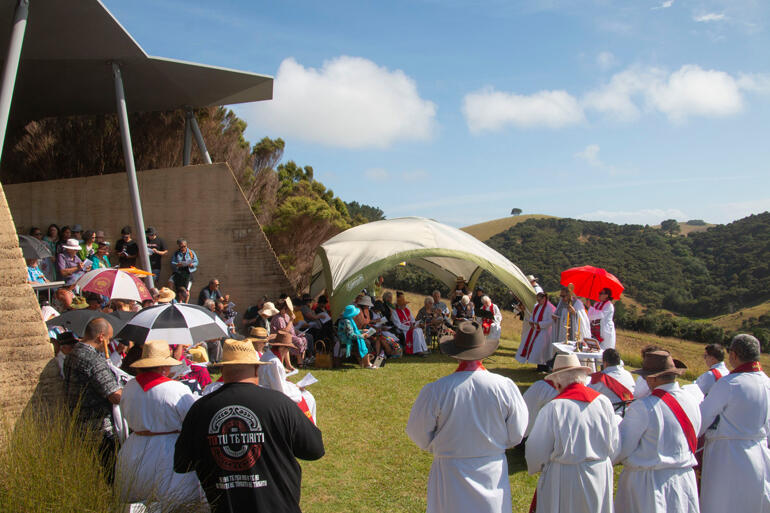 Hui Amorangi o Te Tai Tokerau gather at Rangihoua to celebrate ordinations and licensing of kaikarakia.