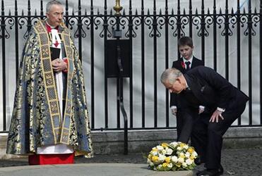 Abbey memorial: Prince Charles lays a wreath in memory of those who died in the New Zealand earthquake. Photo: AFP
