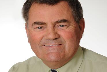 Duncan McDonald, the CEO of The Selwyn Foundation, has announced his intention to step down from that role in February.