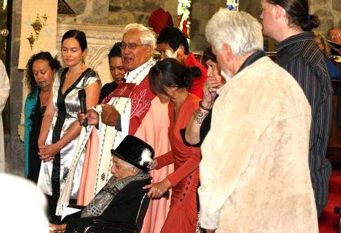 Archdeacon Tiki Raumati leads the mihimihi. The lady in the chair is Aunty Marg Rau-Kupu, Tiki's 97-year-old sister.