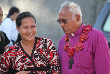 Archbishop Winston renews his connection with one of his Tongan nieces.