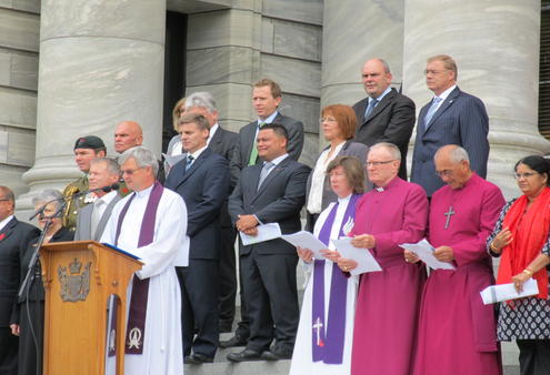  Church leaders and politicians join for the Wellington remembrance. 