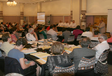 Synod hears from Sir Anand