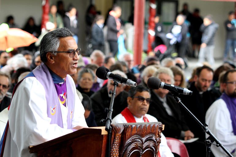 A Ratana Apotoro speaking during the church service.