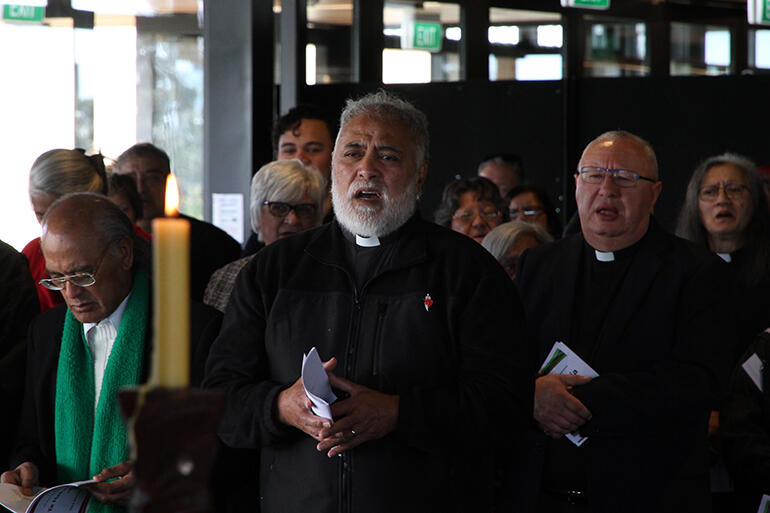 The final Eucharist, held at the Trafalgar Events Centre. That's the Revs Manu Wihapi at left, Ben Cameron centre - and Dr Rangi Nicholson at right.