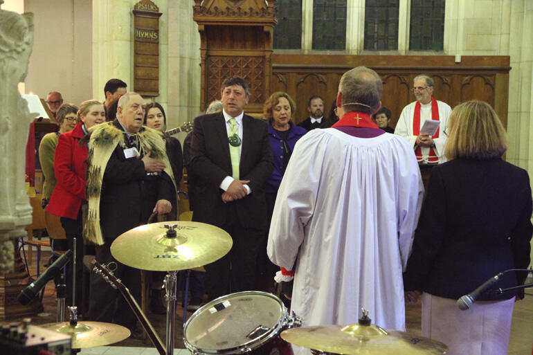 Members of the Kati Huirapa Runaka ki Puketeraki mihi the Bishop elect. David Ellison is in the korowai, next to Matapura Ellison.