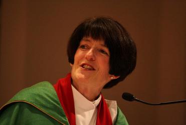Dean Jo Kelly-Moore responds to the speeches of welcome.