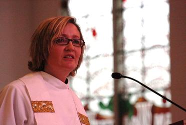 The Rev'd Sarah Moss, Chaplain at Diocesan School for Girls, focussed her sermon on the Eucharist's power to liberate.