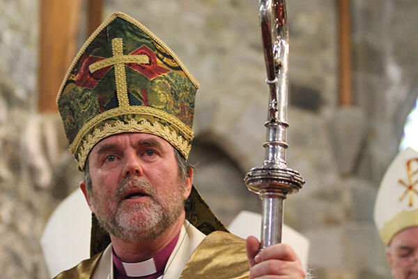 Archbishop Philip Richardson at the service of recognition and commissioning in Taranaki Cathedral.