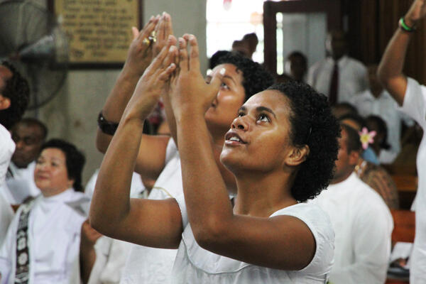 Once again, the young people of the Diocese of Polynesia played a prominent role in the service. Once again, the young people of the Diocese of Polynesia played a prominent role in the service.
