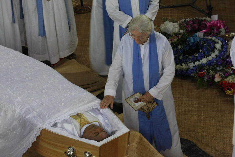 Tessa McKenzie, lay minister in the diocese, and longtime Fijian citizen, farewells her bishop.