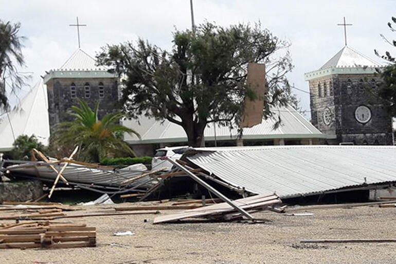 Downtown Nuku'alofa. Pic by Rev Sione Uluilakepa.