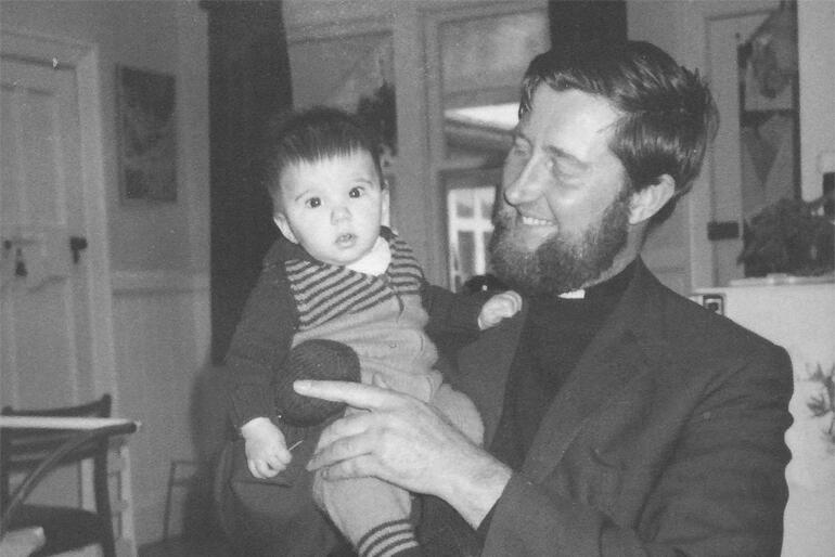 Rev John Osmers sits with his niece in Christchurch in 1981, during the time he supported HART's anti-apartheid work in Aotearoa NZ.