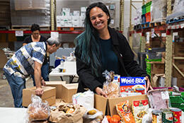 Fuel crisis stops families' food 