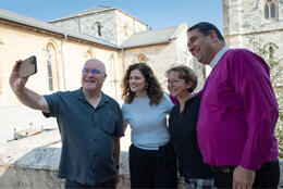 Archbishop of York gets a selfie with Anglican Archbishop inJerusalem