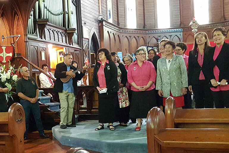 'The Angies' - The Auckland Maori Anglican Club - contribute their himene. (Ukarau Kakepare photo). 'The Angies' - The Auckland Maori Anglican Club - contribute their himene. (Ukarau Kakepare photo).