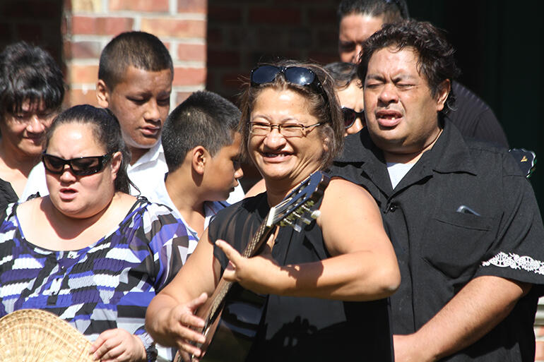 The guitarist here is Mrs Rena Hohaia, She's mum to Pareteaniani Hohaia, who is entering SJC this year. They come from Waimamaku in the Hokianga.