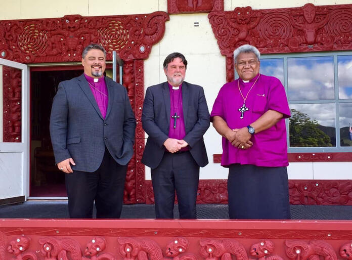 Pīhopa o Aotearoa Archbishop Don Tamihere, Snr Bishop of the NZ Dioceses Archbishop Philip Richardson and Bishop of Polynesia Archbishop Fereimi Cama.