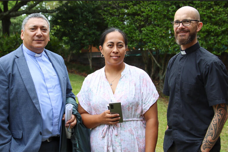 SJC Manukura Rev Katene Eruera talks with second year student, Koroniti McKillop and SJC staff member, Rev Mark Barnard.