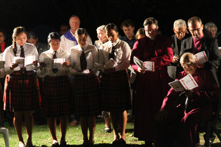 Hukarere girls pray alongside Abp Philip Richardson, Bishop Katene Eruera, Bishop Andrew Hedge and Archbishop Brown Turei.