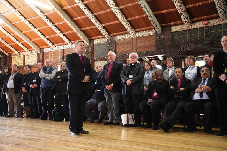 Archbishop David Moxon leads a waiata after his own contribution.