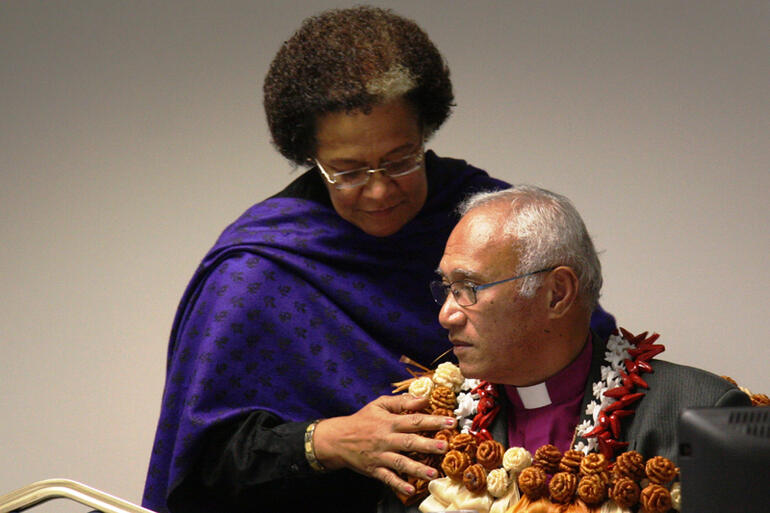 Sereima Lomaloma, the Secretary of the Diocese of Polynesia, affirms her new Bishop and boss with a lei. Sereima Lomaloma, the Secretary of the Diocese of Polynesia, affirms her new Bishop and boss with a lei.