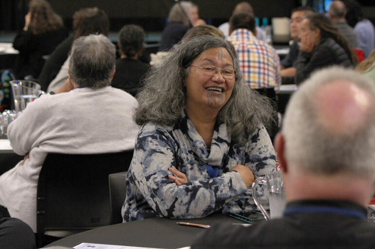 Ema Weepu from Te Hui Amorangi o Te Upoko o Te Ika joins in the wānanga on women's leadership. Ema Weepu from Te Hui Amorangi o Te Upoko o Te Ika joins in the wānanga on women's leadership.