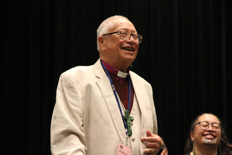Bishop of Te Waipounamu Rt Rev Richard Wallace gets Synod and mana whenua laughing together.