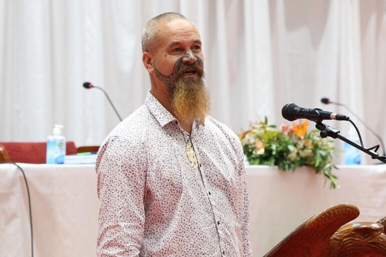 Eli Tapine speaks on Manuika, a new rangatahi programme centred on waka voyaging with Christ.
