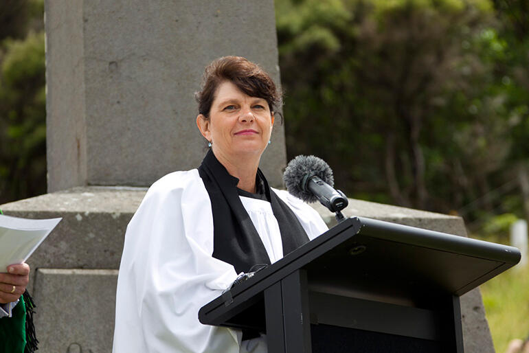 Archdeacon Carole Hughes led the congregation through a confession of faith. Archdeacon Carole Hughes led the congregation through a confession of faith.
