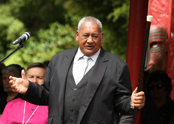 Toiamoko Manaia (Ngati Raukawa),the first orator for Kingitanga, launches into his mihi at Turangawaewae.