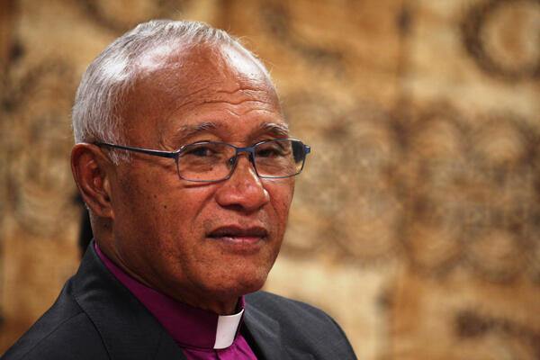 On Wednesday evening, Archbishop Winston Halapua put the issue of violence in the family in a wider Pacific theological context. On Wednesday evening, Archbishop Winston Halapua put the issue of violence in the family in a wider Pacific theological context.
