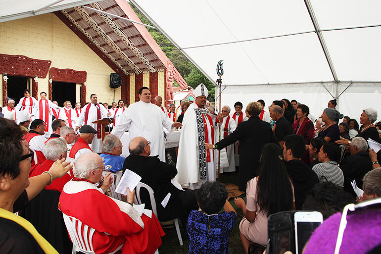 Their new bishop ordained, the people of Tairawhiti launch into an exuberant rendition of Paikea. Their new bishop ordained, the people of Tairawhiti launch into an exuberant rendition of Paikea.