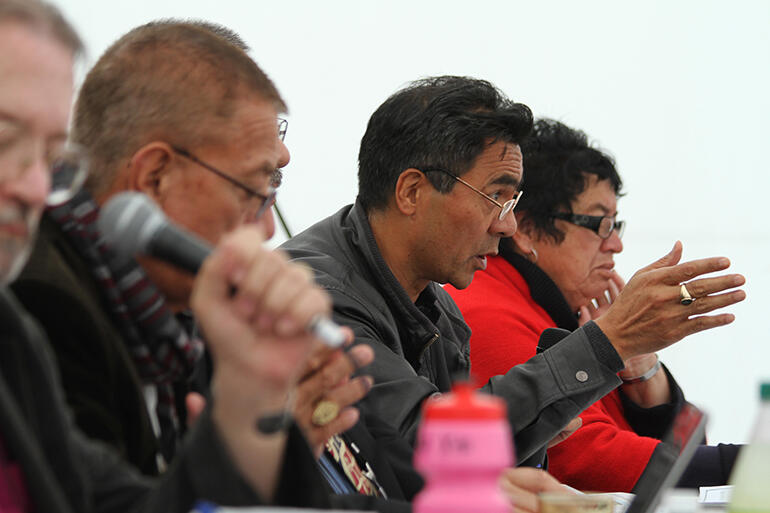 Canon Robert Kereopa makes his point. That's Jackie Te Amo to his left. Canon Robert Kereopa makes his point. That's Jackie Te Amo to his left.