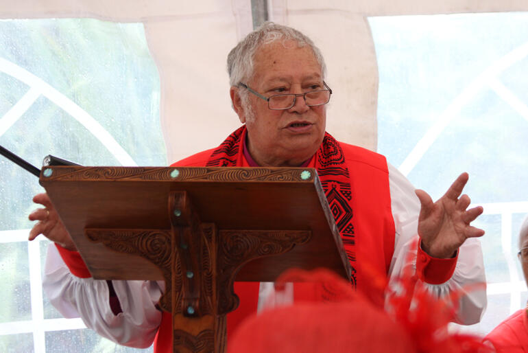 Bishop Richard preaches the kauhau. Bishop Richard preaches the kauhau.