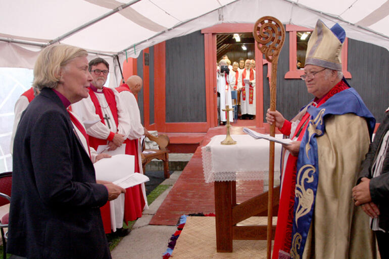 Bishop Victoria greets her Christchurch-based colleague. Bishop Victoria greets her Christchurch-based colleague.