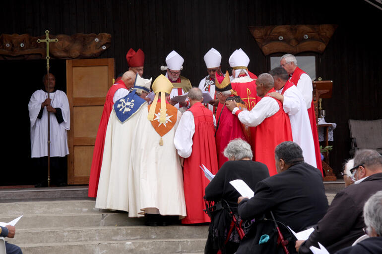 'Come, Holy Spirit': The bishops ordain Richard Wallace. 'Come, Holy Spirit': The bishops ordain Richard Wallace.
