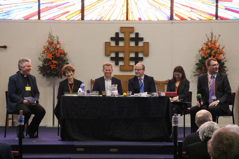 Gavin Holley introduces the CPT panel of experts on structural and financial aspects of the different build options. Gavin Holley introduces the CPT panel of experts on structural and financial aspects of the different build options.