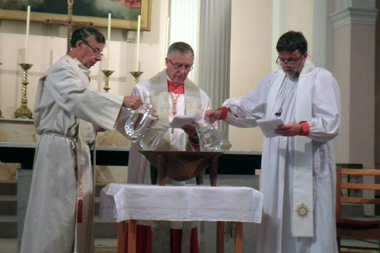 Former Methodist president John Roberts, Cardinal John Dew and Archbishop Philip Richardson  symbolise the three churches’ joining in dialogue.