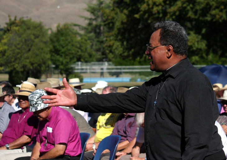 Rev John Flavell in full cry during Waiapu's 150th celebrations. Archbishop Brown Turei and Sir Paul Reeves are seated behind. Rev John Flavell in full cry during Waiapu's 150th celebrations. Archbishop Brown Turei and Sir Paul Reeves are seated behind.