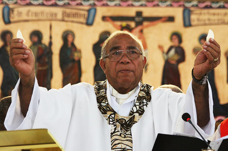 Fr Joe Le'ota, the Archdeacon of Tonga, celebrating at the Sunday Eucharist.