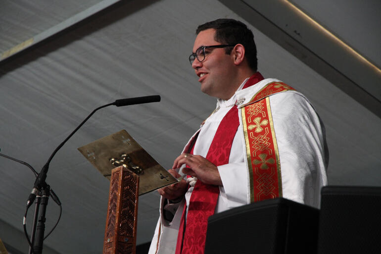 Rev Canon Chris Huriwai supports Bishop Waitohiariki as MC for the service.