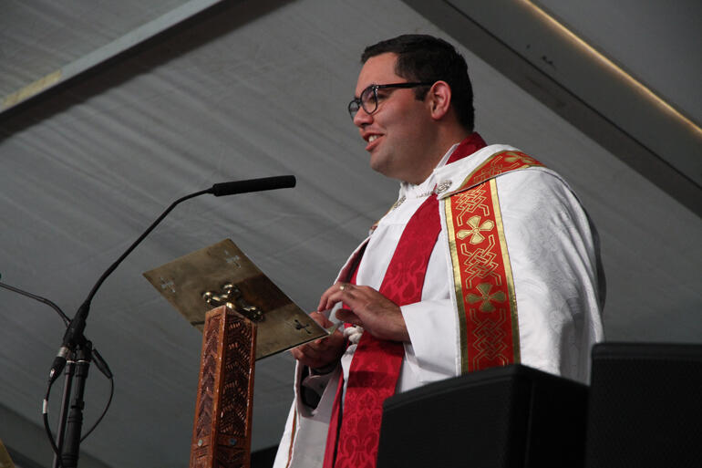 Rev Canon Chris Huriwai supports Bishop Waitohiariki as MC for the service. Rev Canon Chris Huriwai supports Bishop Waitohiariki as MC for the service.