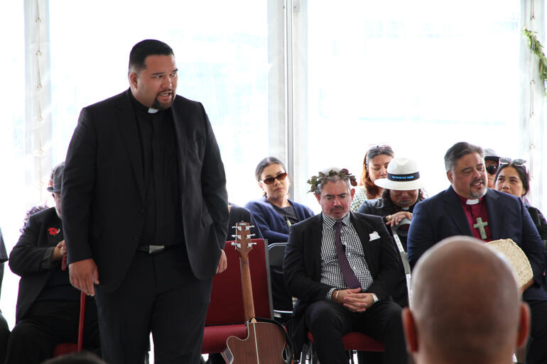 Rev Chaans Tumataroa Clarke of Wairoa speaks on the Pihopatanga o Aotearoa side.