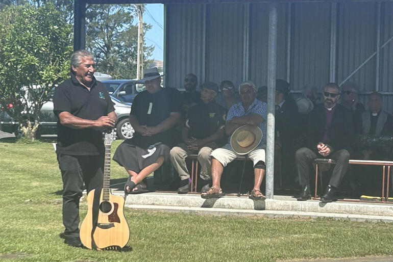 Ngāti Kahungungu leader Ngahiwi Tomoana honours Bishop Richard at Waipatu as Bishop Andrew Hedge and kaumatua look on. Ngāti Kahungungu leader Ngahiwi Tomoana honours Bishop Richard at Waipatu as Bishop Andrew Hedge and kaumatua look on.