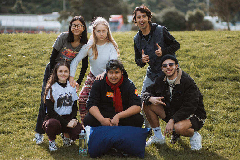 Young Anglicans line up at The Abbey, the 2019 Tikanga Pākehā youth ministry leadership conference at 'Living Springs' Young Anglicans line up at The Abbey, the 2019 Tikanga Pākehā youth ministry leadership conference at 'Living Springs'