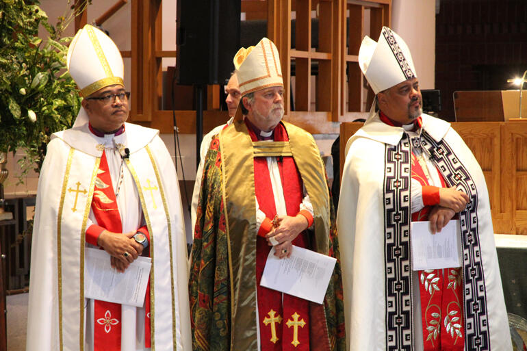 Abp Sione Ulu'ilakepa, Abp Philip Richardson and Abp Don Tamihere prepare to receive this Church's newest bishop.