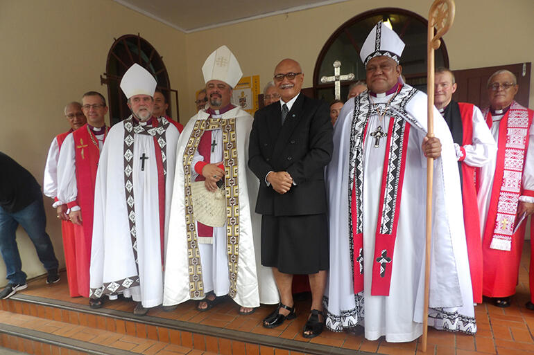 Archbishop Cama, alongside the President of Fiji, The Hon Jioji Konrote, and the two NZ-based Archbishops.