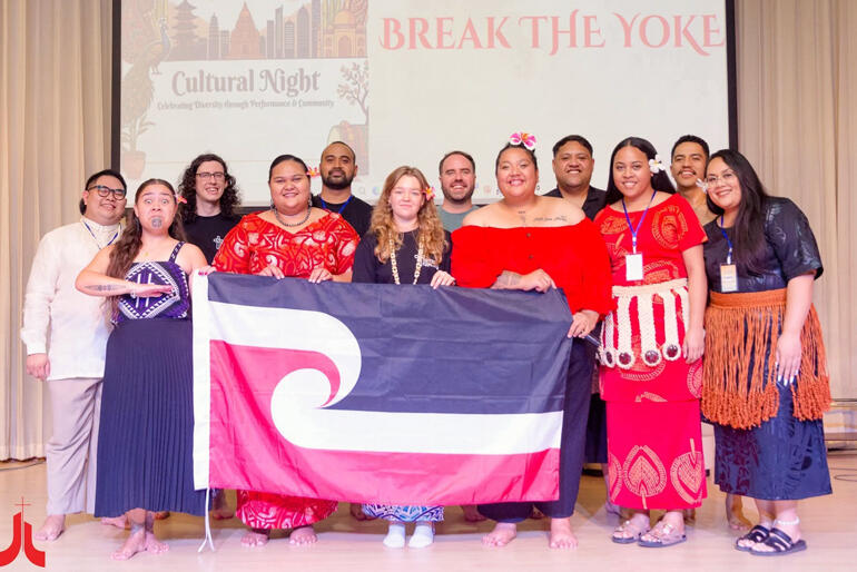 Aotearoa New Zealand & Polynesia Anglicans join their Pacific cousins on stage.