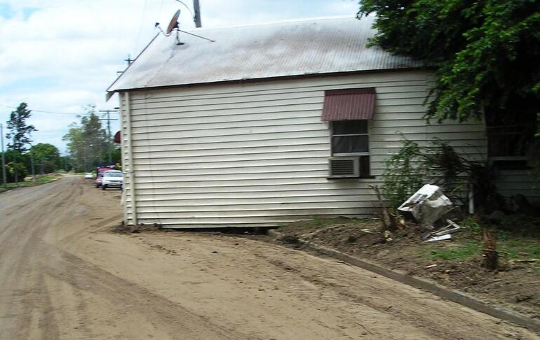 The power of the flood was such that houses around Grantham were plucked and driven from their foundations. The power of the flood was such that houses around Grantham were plucked and driven from their foundations.